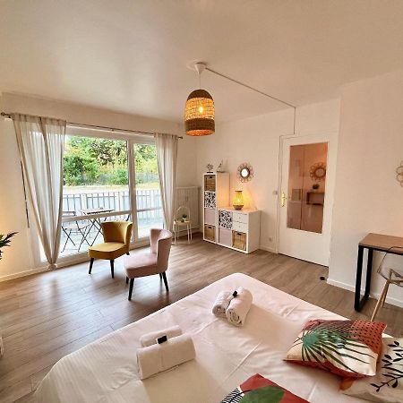 Nihal, Studio Proche Zenith Avec Parking Et Balcon Caen Esterno foto